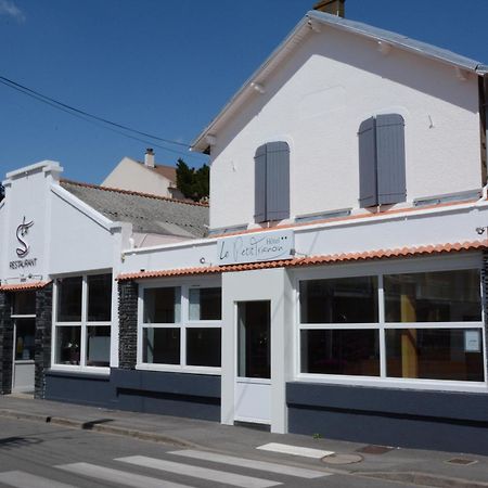Hotel Logis Le Petit Trianon Saint-Brévin-les-Pins Exterior foto